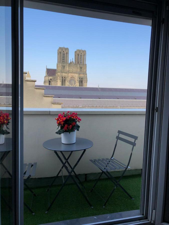 Studio Cosy Vue Cathedrale Reims Exterior foto